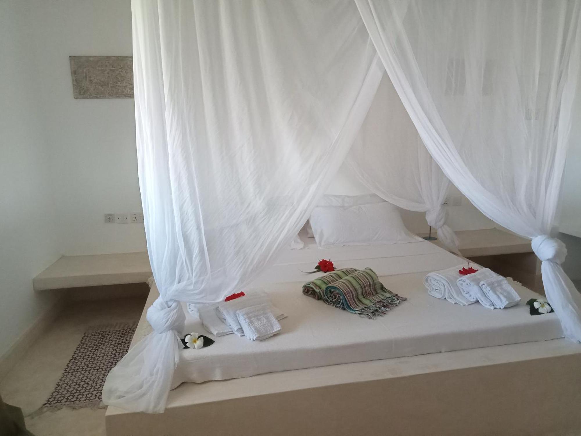 Shira House Bed & Breakfast Watamu Luaran gambar