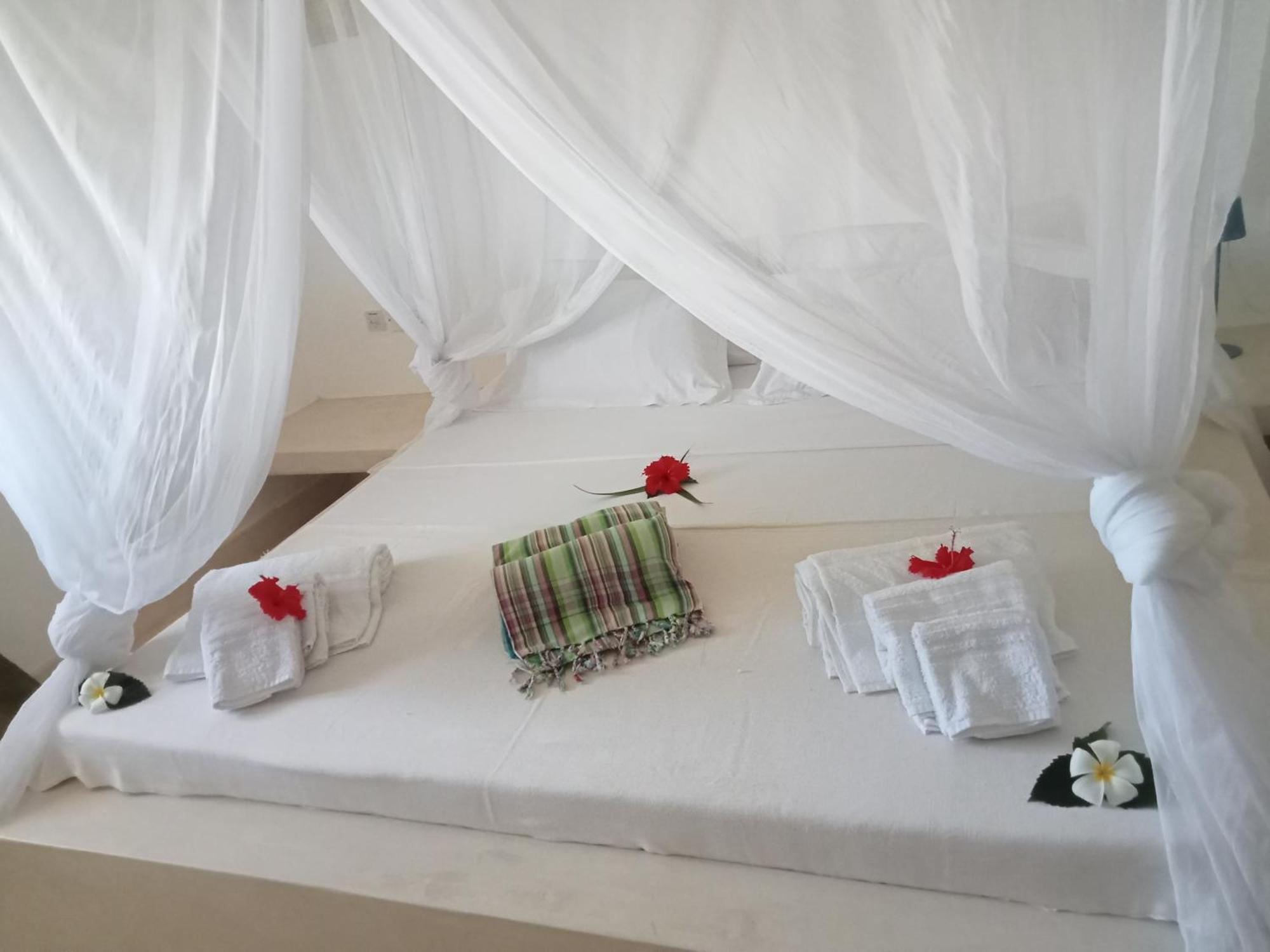 Shira House Bed & Breakfast Watamu Luaran gambar