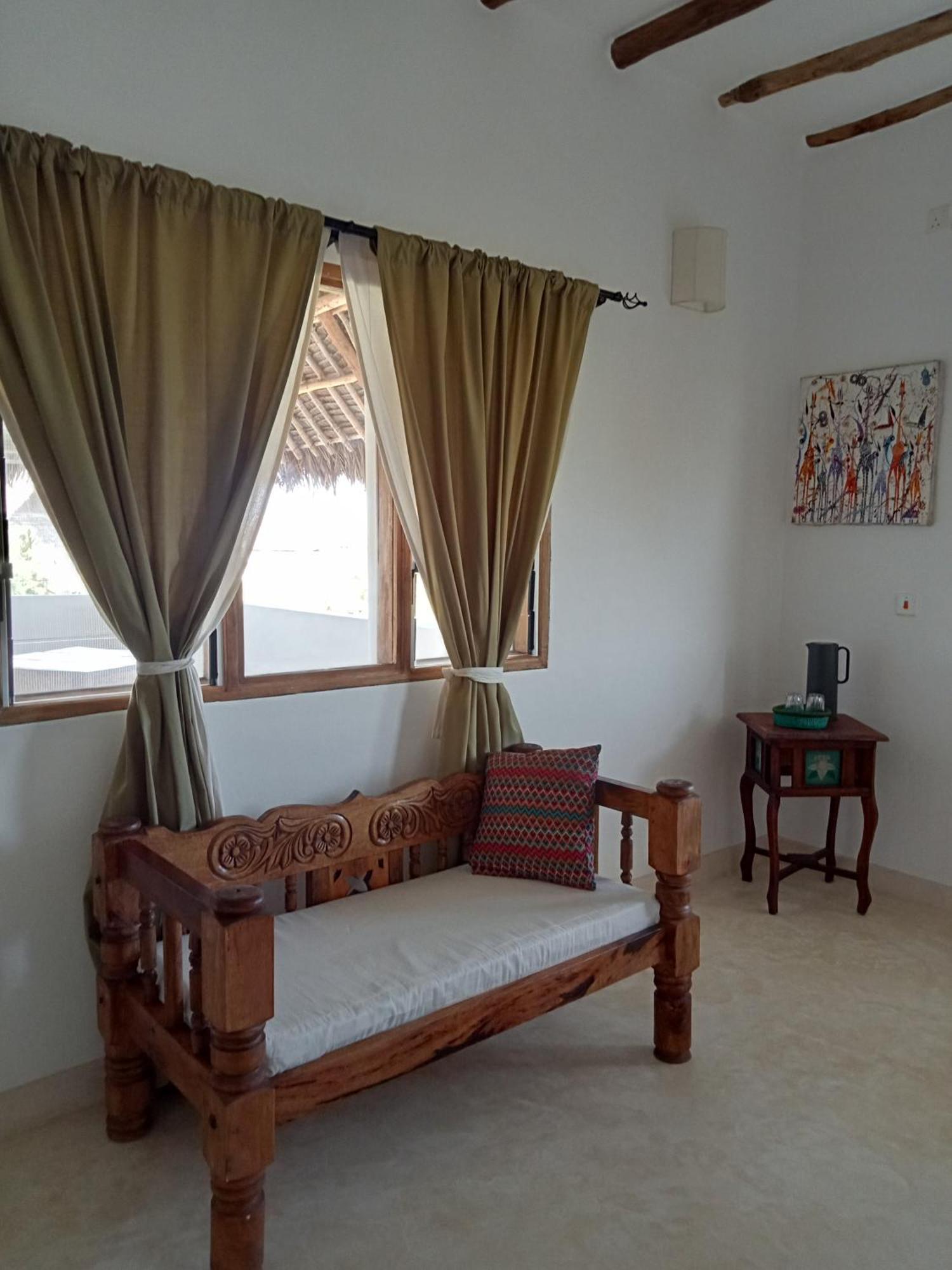 Shira House Bed & Breakfast Watamu Luaran gambar