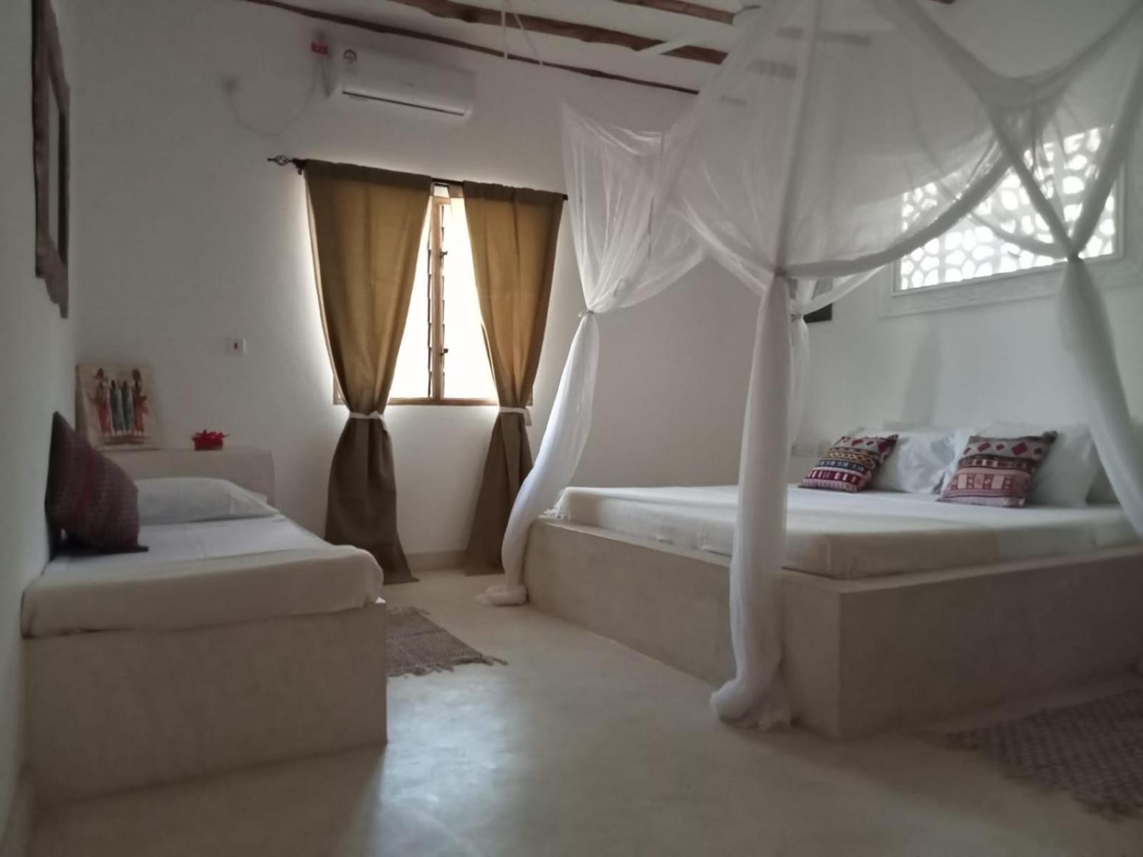 Shira House Bed & Breakfast Watamu Luaran gambar