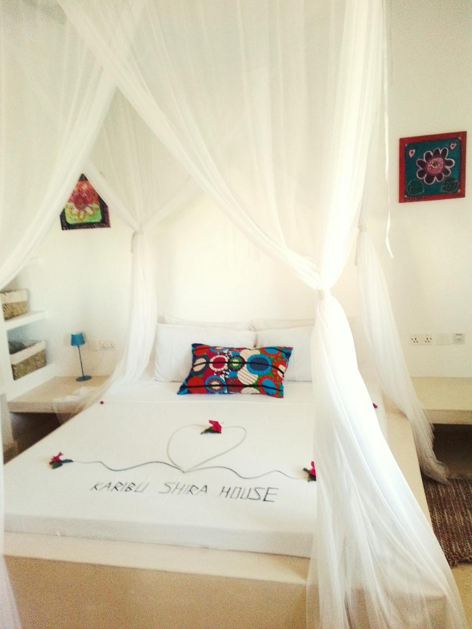 Shira House Bed & Breakfast Watamu Luaran gambar