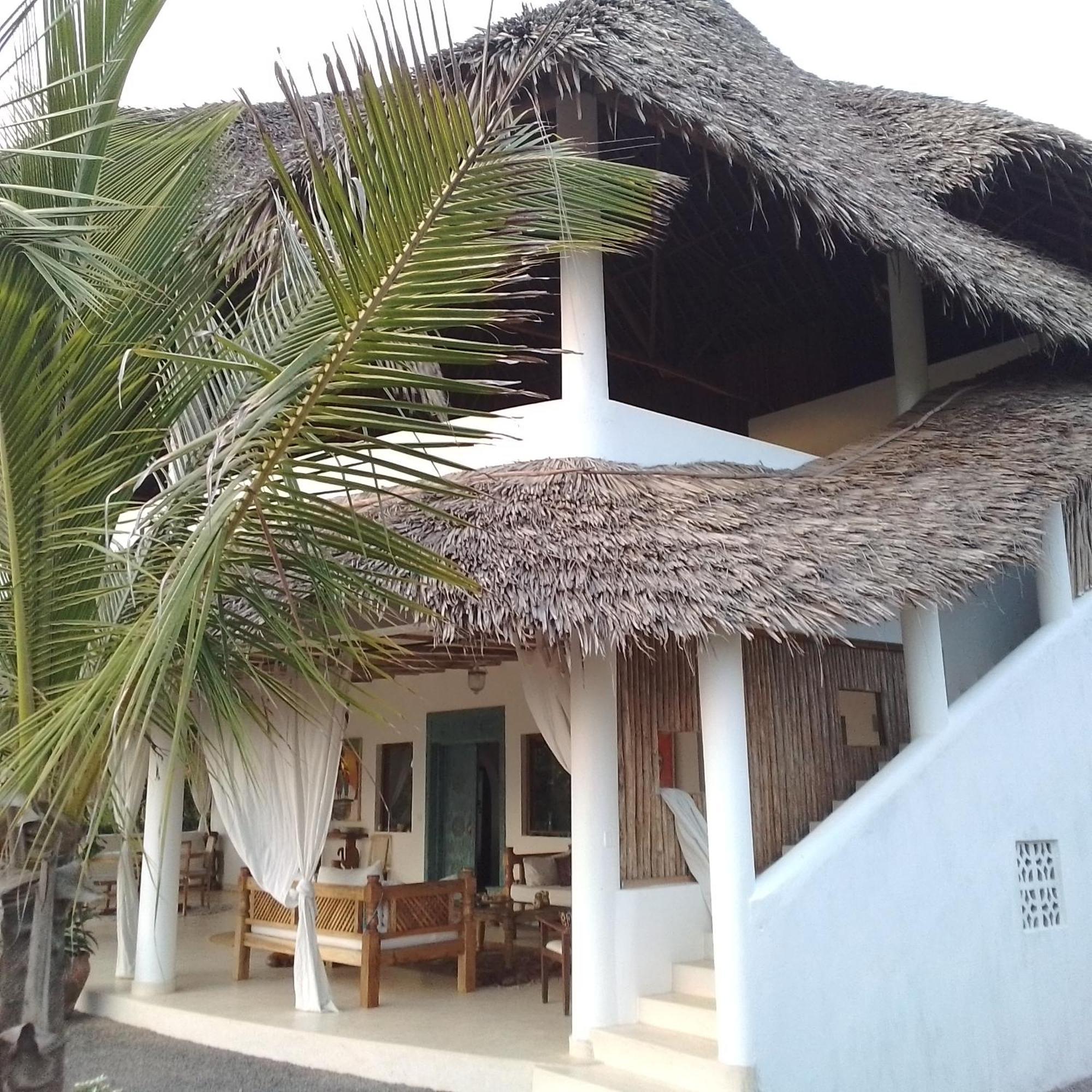 Shira House Bed & Breakfast Watamu Luaran gambar