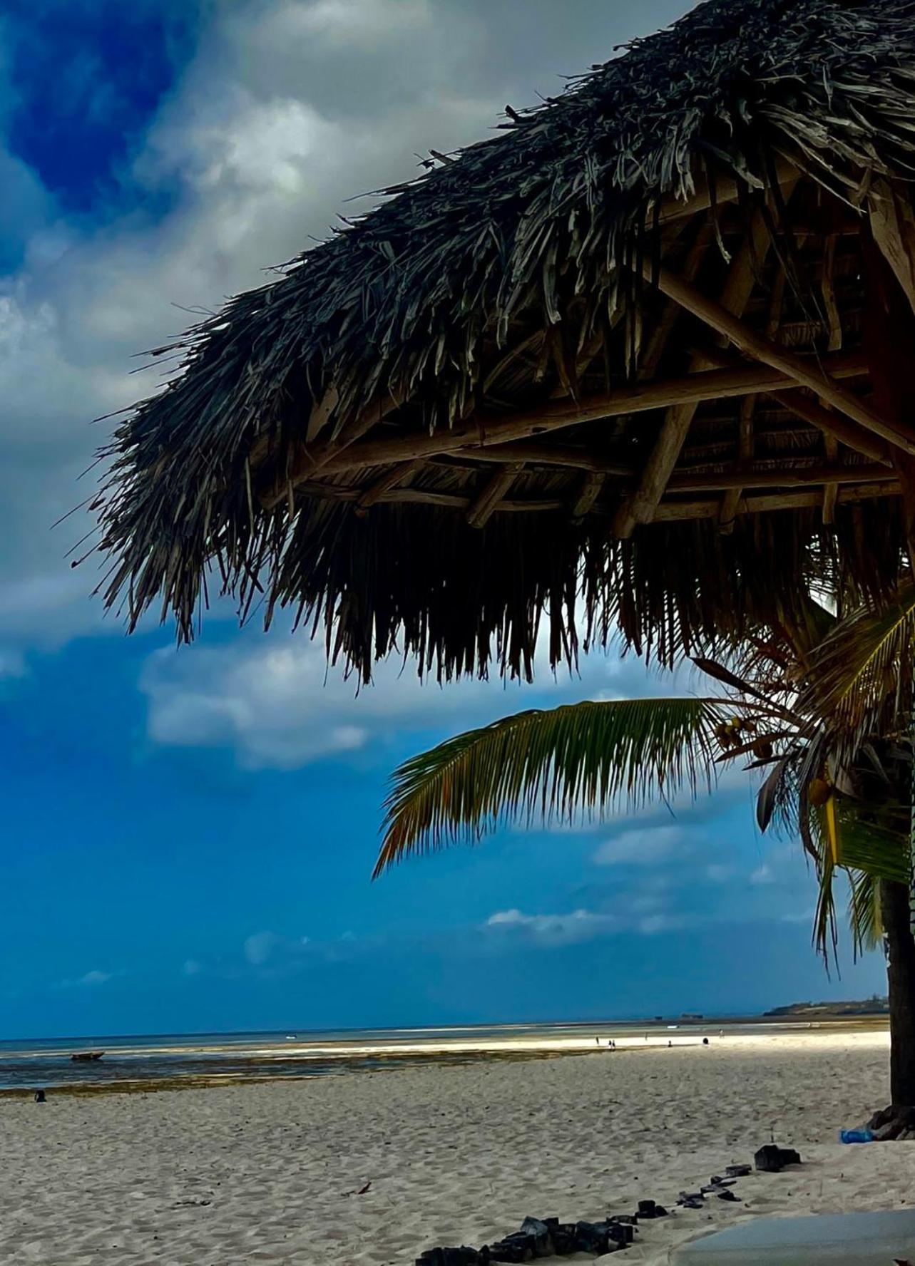 Shira House Bed & Breakfast Watamu Luaran gambar