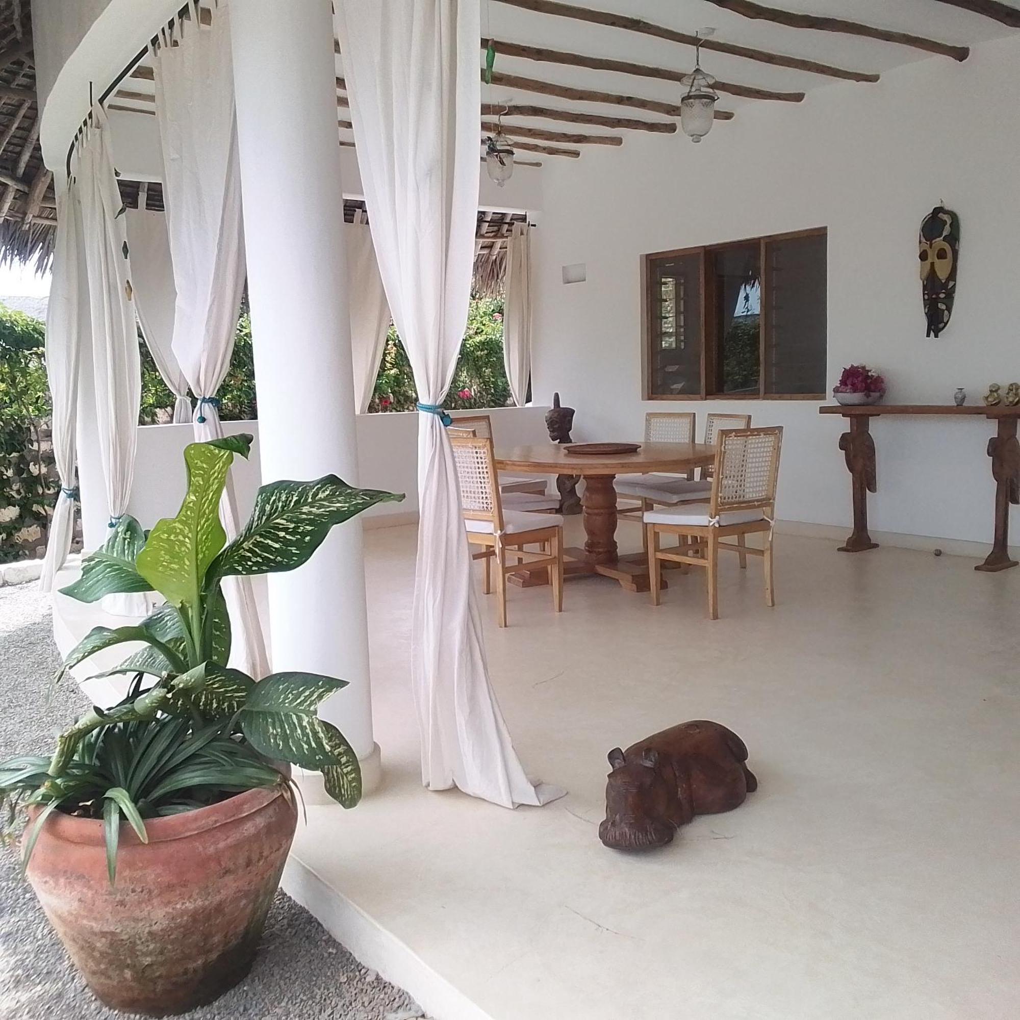 Shira House Bed & Breakfast Watamu Luaran gambar